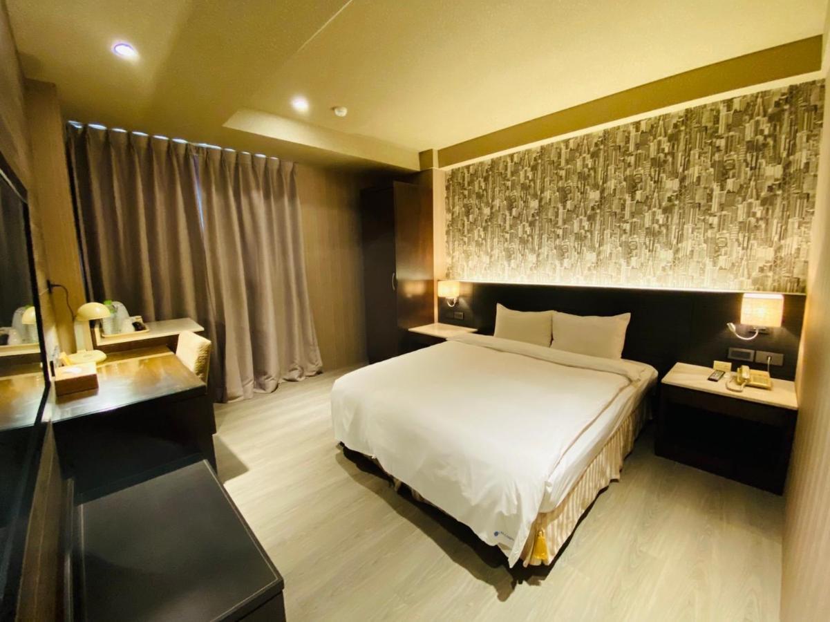 Dlinn Hotel Taichung Exterior foto