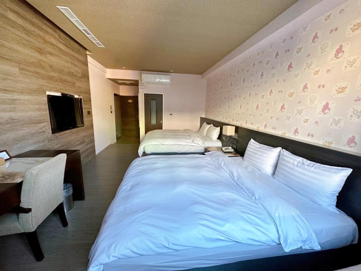 Dlinn Hotel Taichung Exterior foto